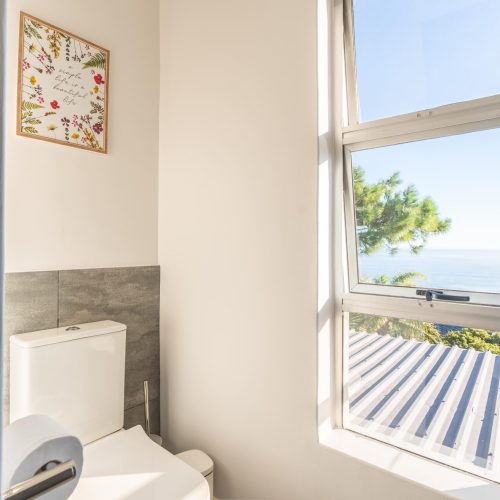 Main_Bathroom_Reno_CampsBay2